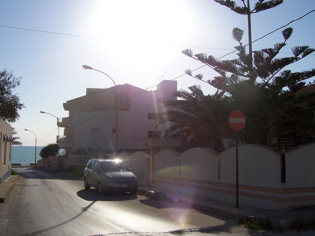 Villa Marina Scoglitti Kültér fotó